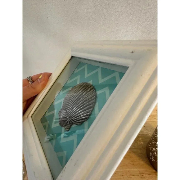 2 Assorted Wood Shadow Box with Shells - Picture 9 of 10